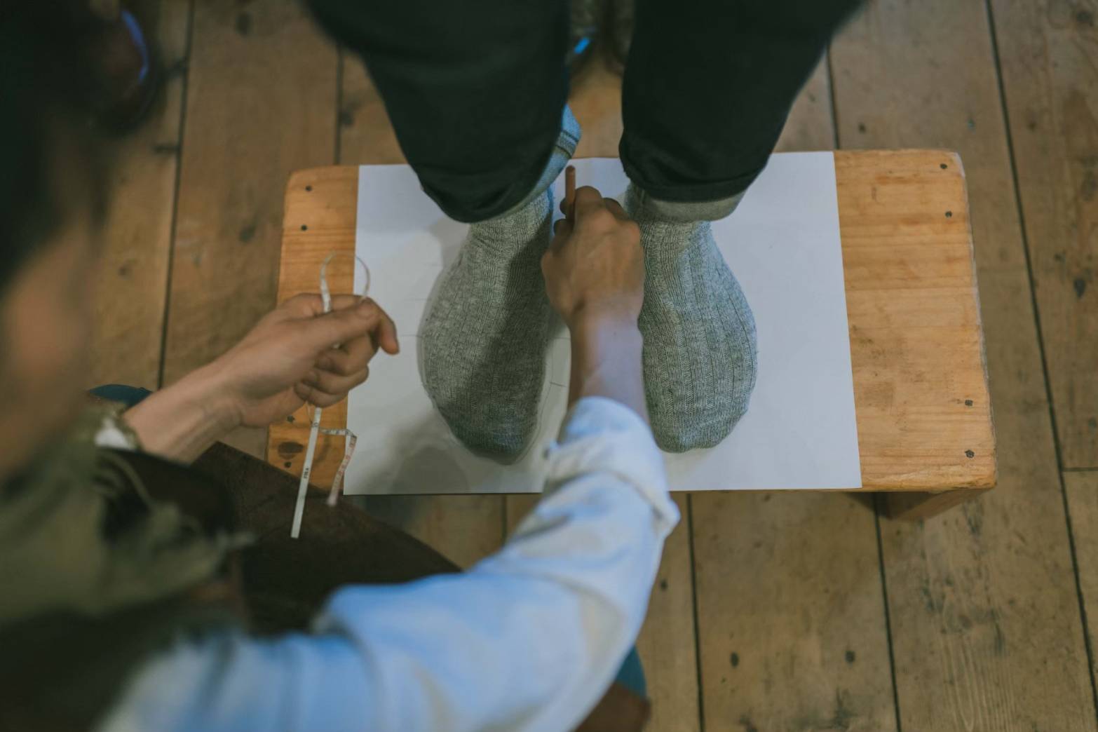 足型をとる様子